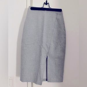 Brand new Babaton felt skirt
